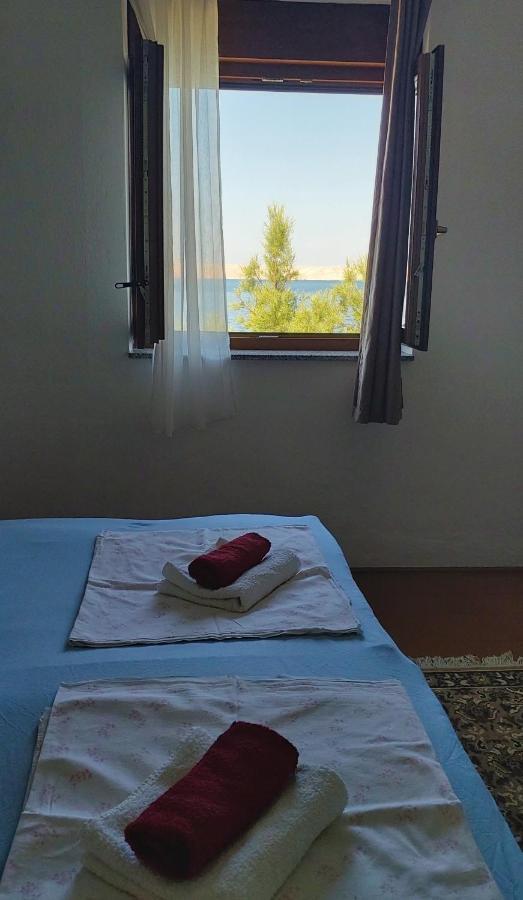 Apartmani Ana Карлобаг Екстериор снимка