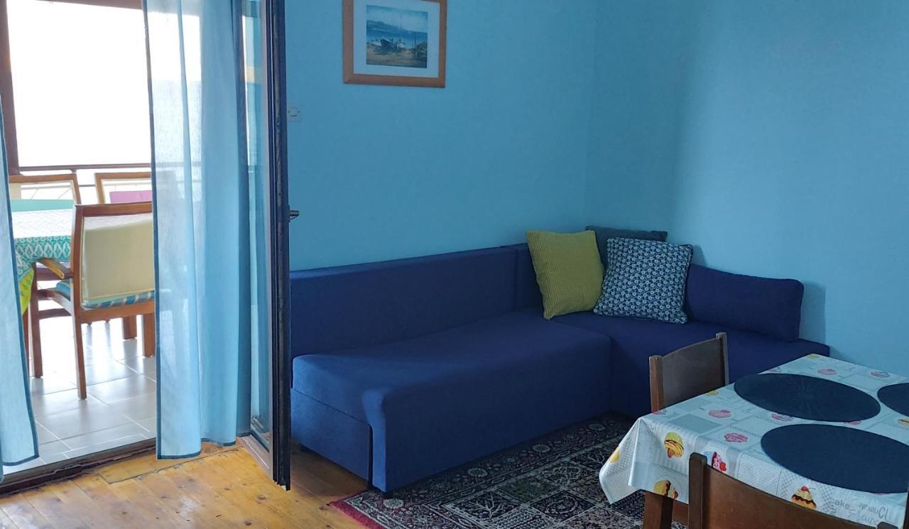 Apartmani Ana Карлобаг Екстериор снимка